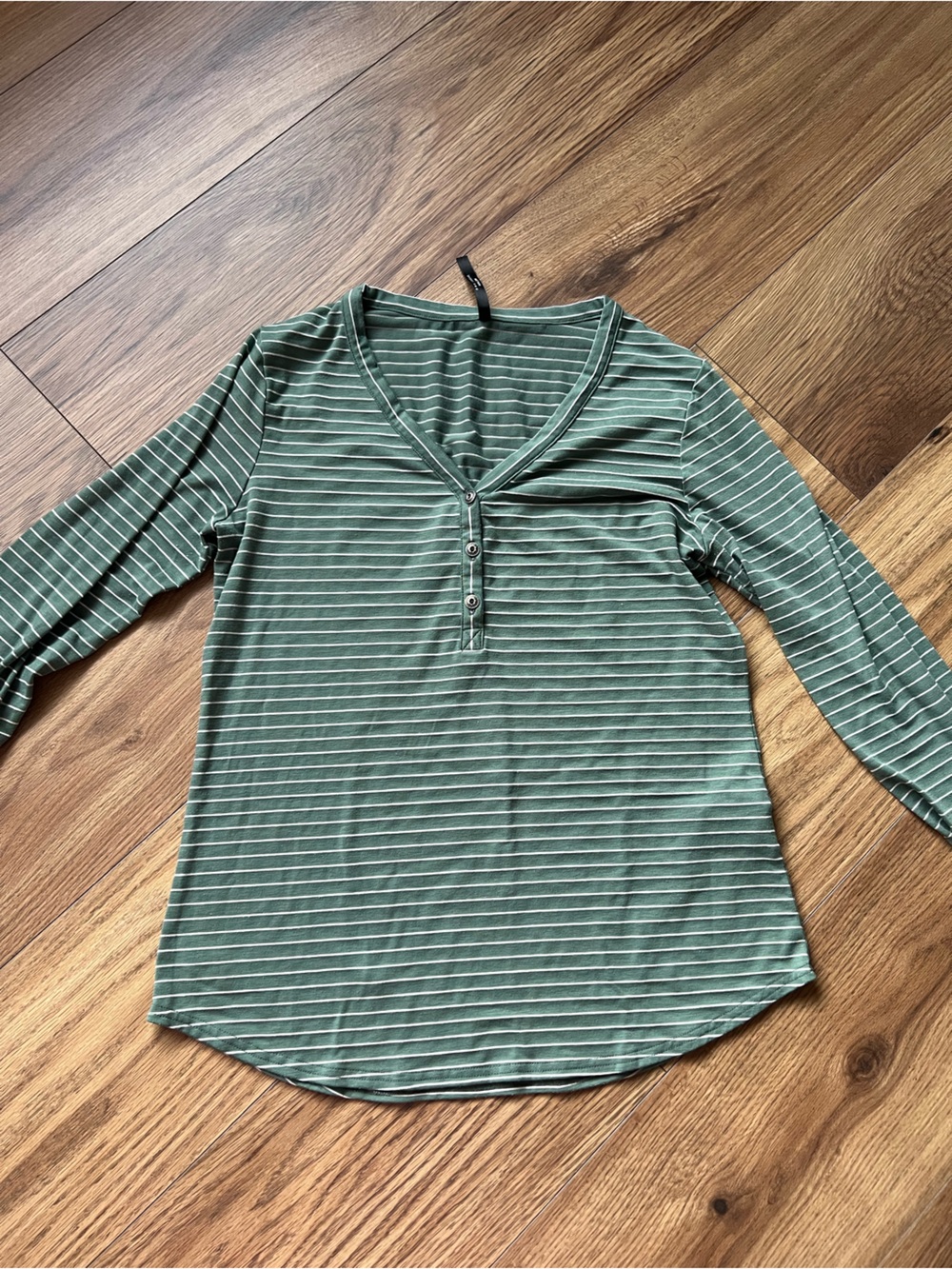 KUHL Sora Long Sleeve Henley Top Sage Green Striped Womens Small